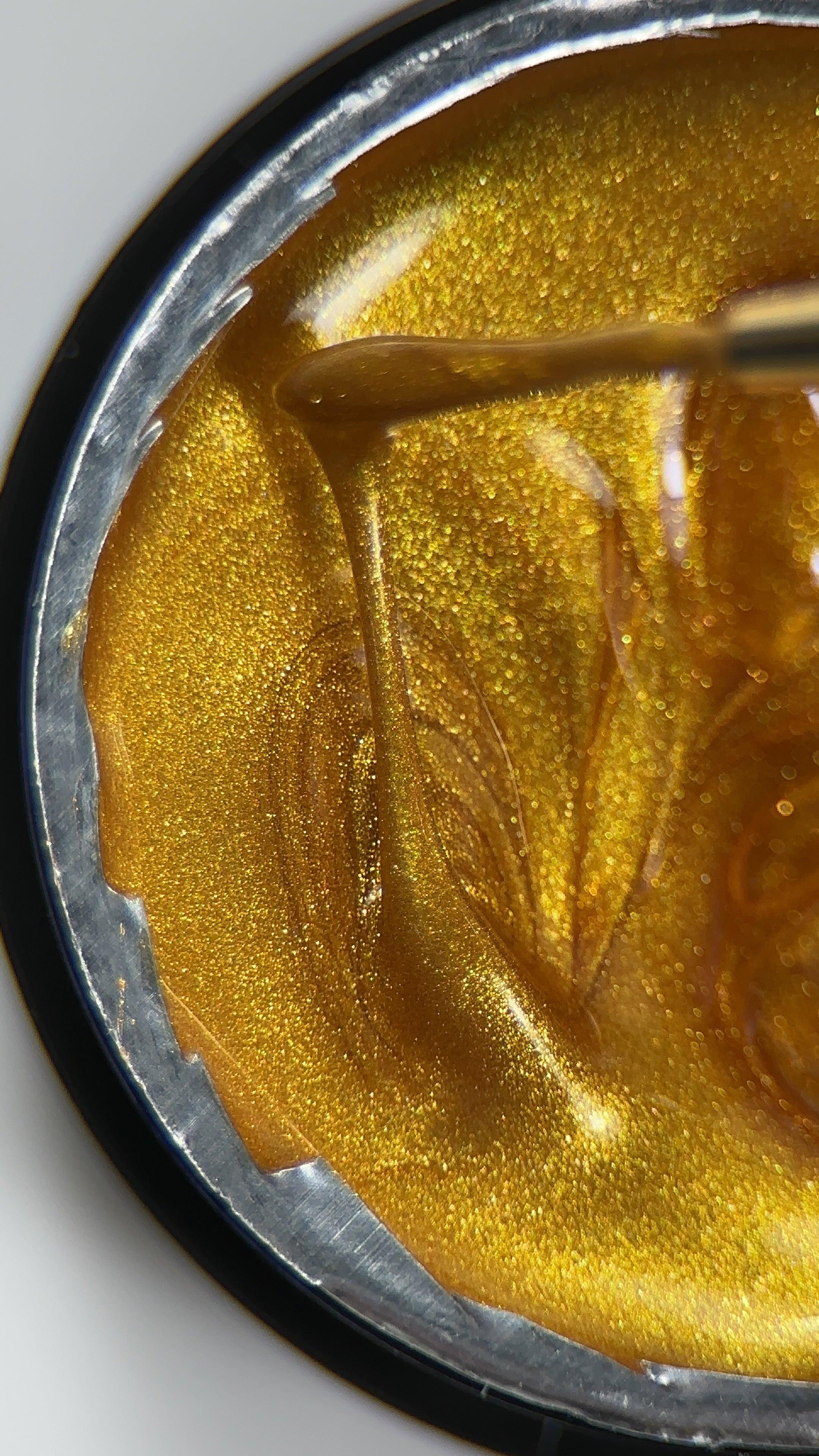 Its long-lasting, chip-resistant formula ensures your designs remain radiant and polished.