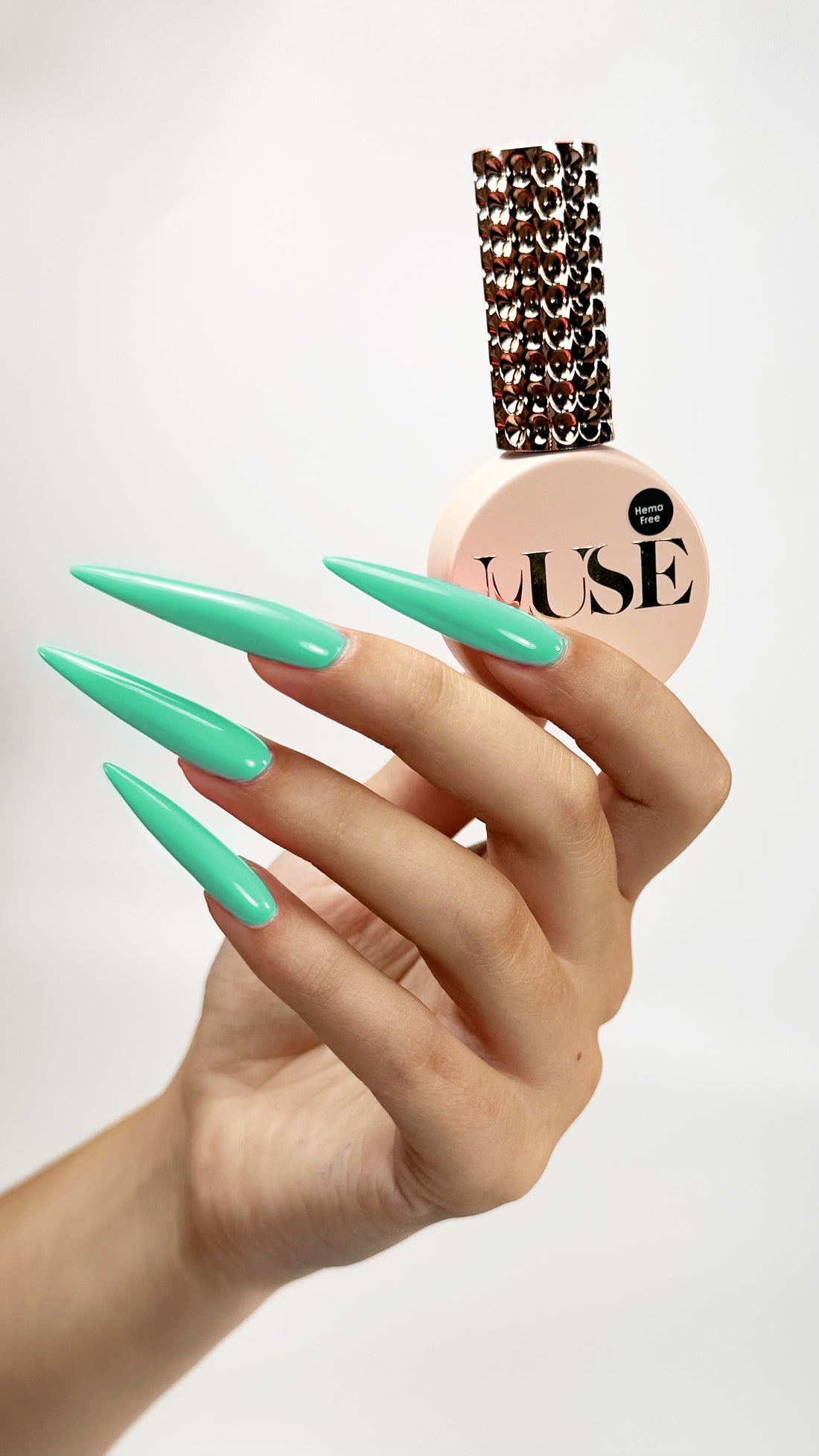 Hema_Free_Muse_Gel_polish_#22_Pastel_Green