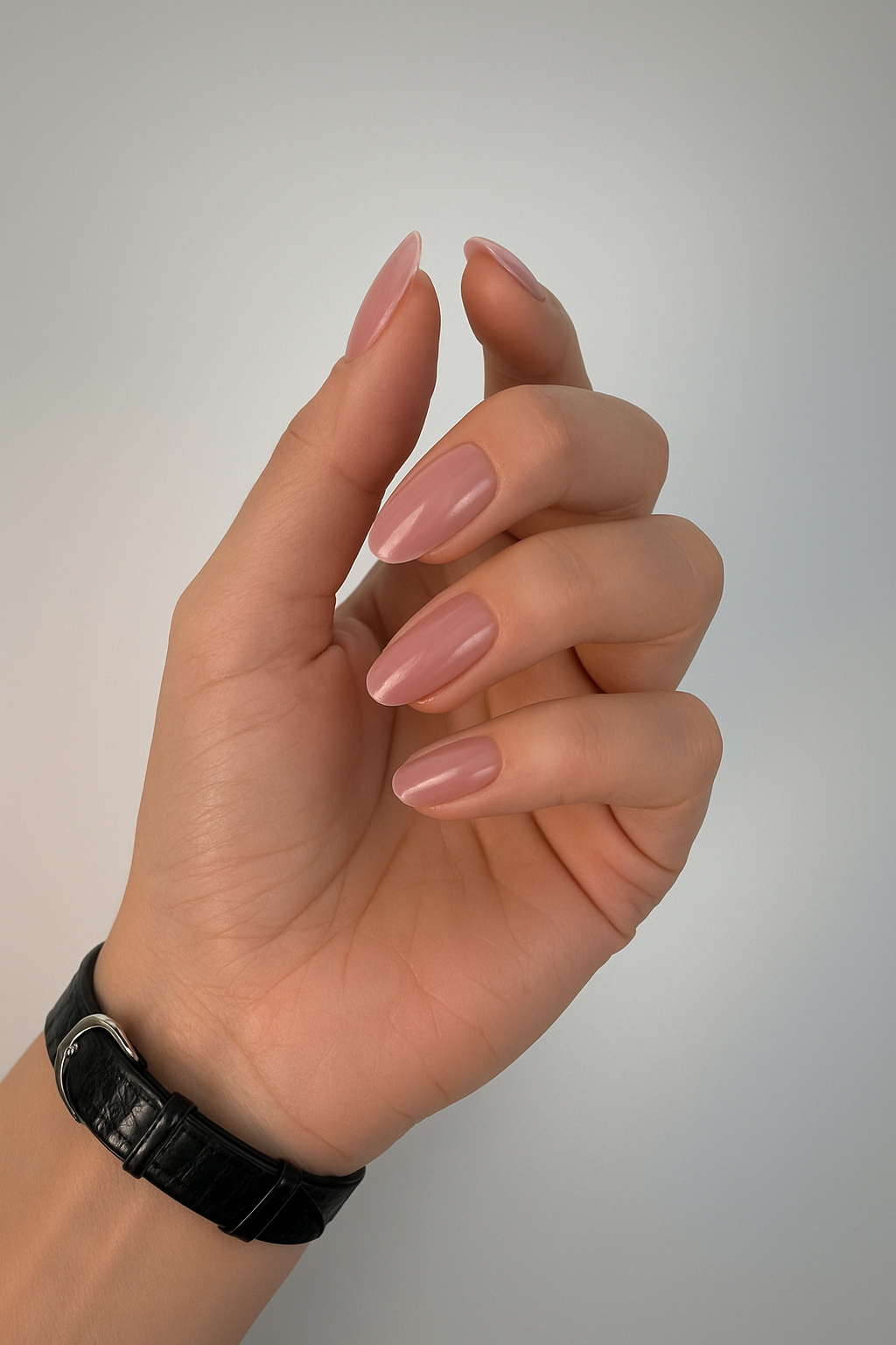 Muse Builder Sculpting Gel #4 Nude Rose is a timeless, elegant neutral with a soft rosy-beige undertone — perfect for creating clean, feminine, luxury nail looks. Developed with over 10 years of professional nail industry experience, this premium builder gel delivers exceptional strength, superior adhesion, and zero lifting, all in a gentle, HEMA-free formula suitable for every skill level.